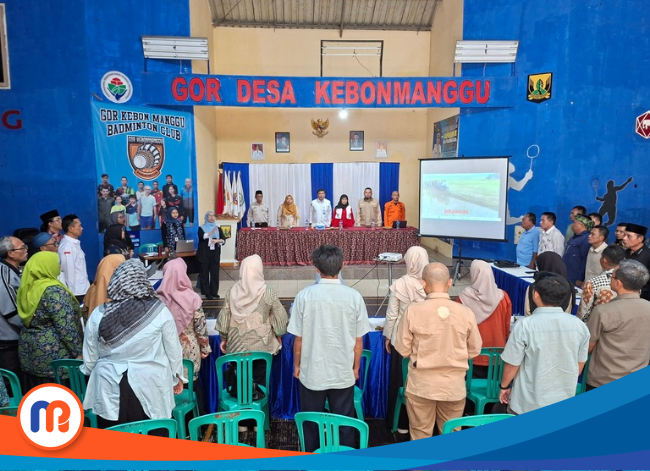 Pembukaam kegiatan Bimtek di Aula Desa Kebonmanggu