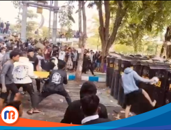 Polisi Dituding Jadi Biang Ricuh Aksi Tuntut Pilkades di Sampang