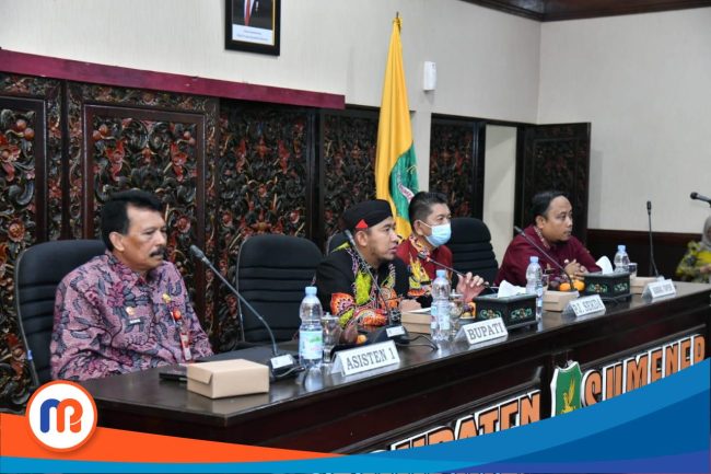 Potret kegiatan peluncuran dan sosialisasi yang berlangsung di Kantor Bupati Sumenep