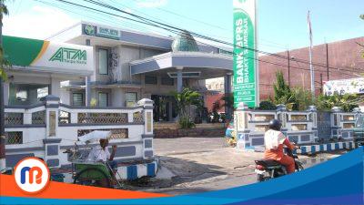 Kantor Bank Perkreditan Rakyat Syariah (BPRS) Bhakti Sumekar yang beralamat di Jalan Trunojoyo no. 137, Sumenep