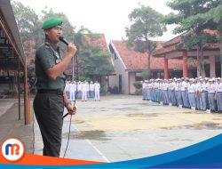 Dandim 0826/Pamekasan Jadi Inspektur Upacara di SMAN 1 Pamekasan, Berikan Motivasi Pelajar