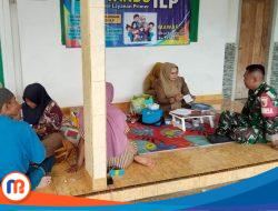 Babinsa Koramil Pakong Dampingi Kegiatan Posyandu di Desa Somalang
