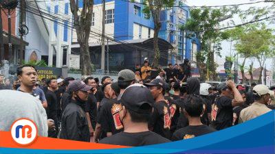 Ribuan Buruh Rokok dan Petani Tembakau Pamekasan Turun ke Jalan, Tolak Gangguan Oknum LSM